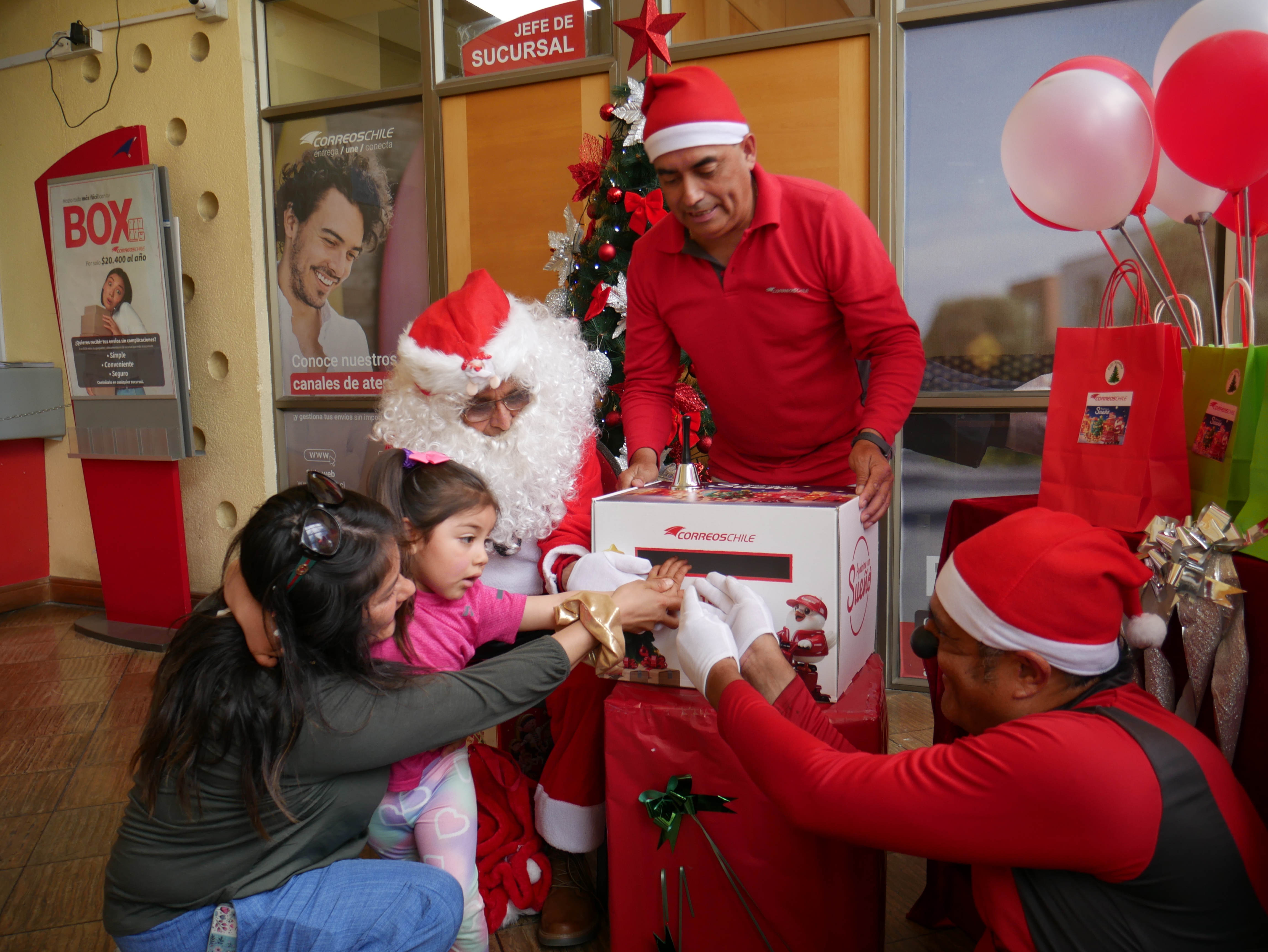 Correos de Chile espera recibir cerca de 300 cartas en Valdivia por su campaña de Navidad