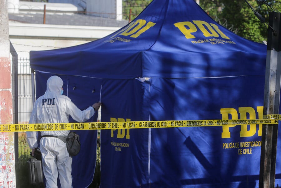 Hombre murió tras ser apuñalado en la vía pública en la comuna de Estación Central