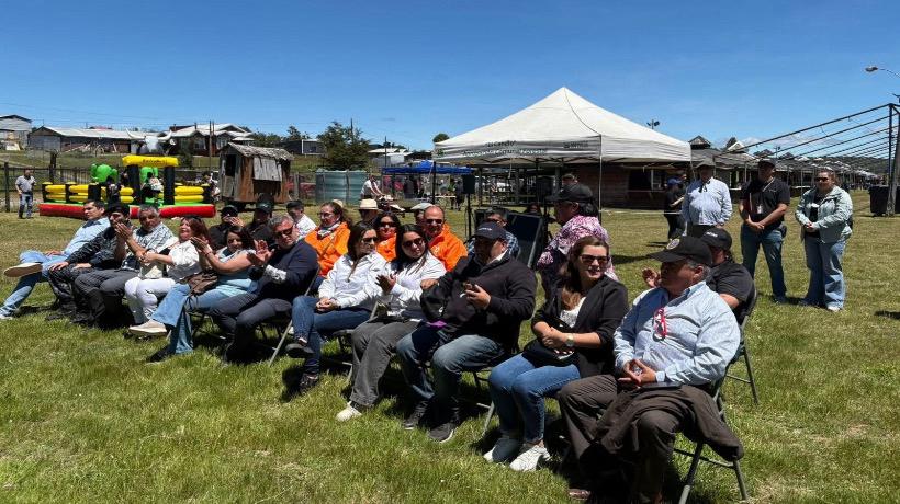 Autoridades de Chonchi inauguraron la “Expo Mar” en el Parque Municipal de Notuco