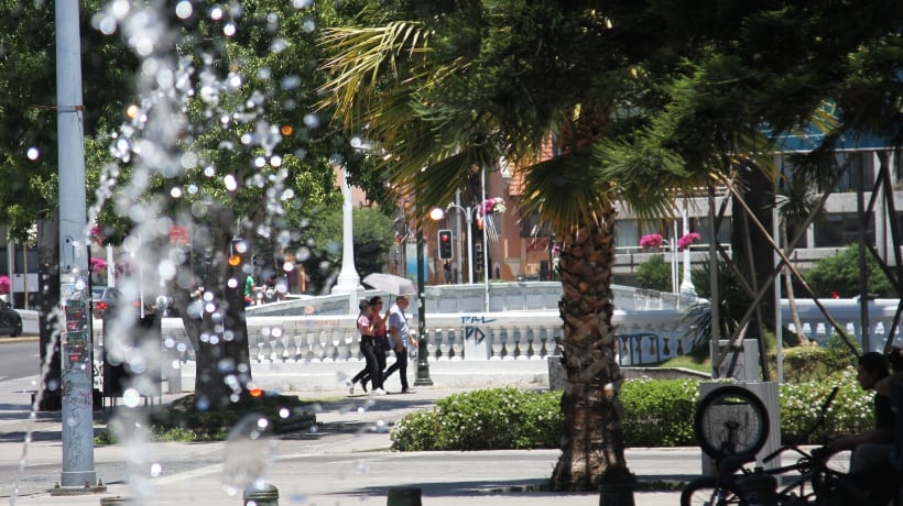 Nueva ola de calor llegará este lunes a la región de Valparaíso: temperaturas podrían llegar a 25°C