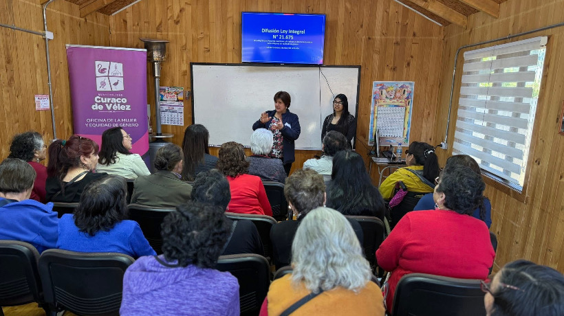 Curaco de Vélez conmemoró el Día Internacional de la Eliminación de la Violencia contra la Mujer