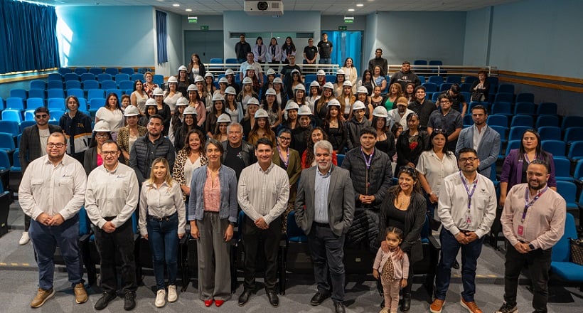 300 mujeres preparan su ingreso a la minería en ruta formativa de Antucoya, Centinela y Zaldívar