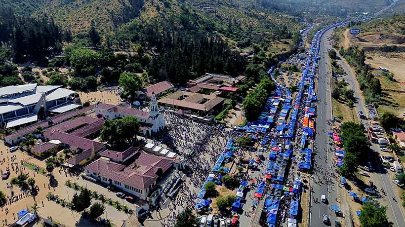 [GALERÍA] Más de 1.300.000 personas: las postales de la masiva peregrinación a Lo Vásquez