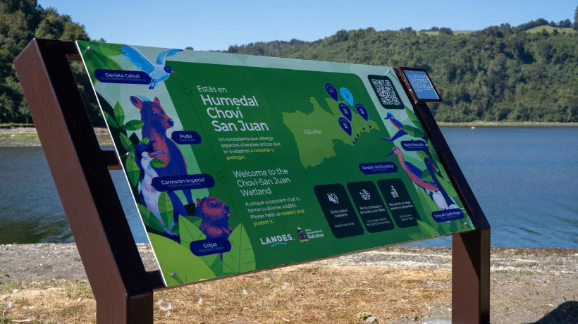 Dalcahue: Presentan nueva señalética inclusiva instalada en el Humedal Chovi-San Juan