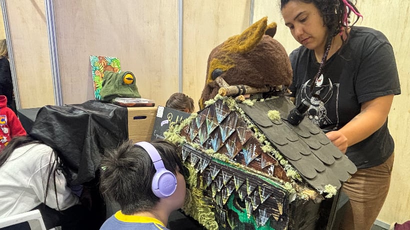 Más de mil estudiantes participaron en feria educativa provincial en Castro