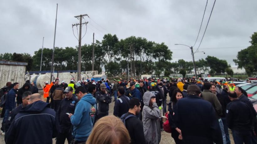 PDI investiga incidente en planta de Enap en Hualpén: hubo 150 evacuados