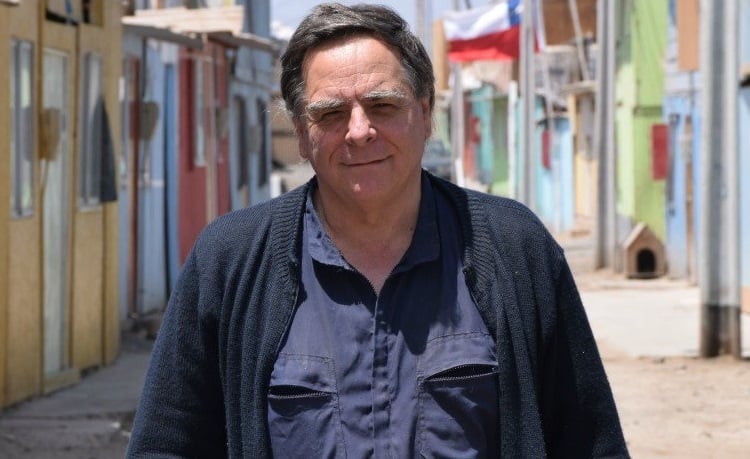 Vaticano dejó sin efecto sanciones contra Felipe Berríos y revirtió su expulsión