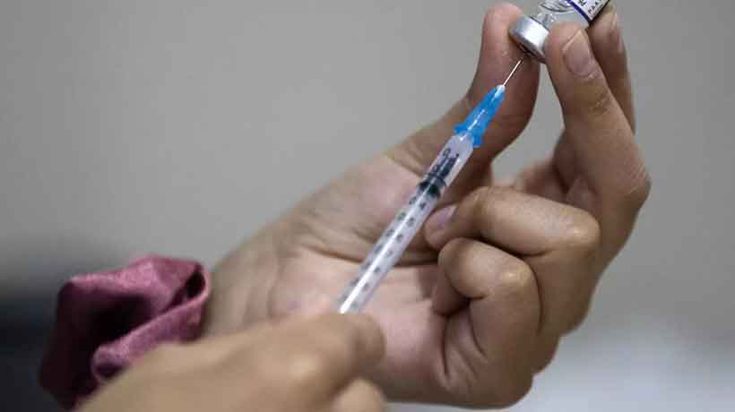 Pacientes se querellan contra médico por estafa: ofrecía cura contra el Parkinson