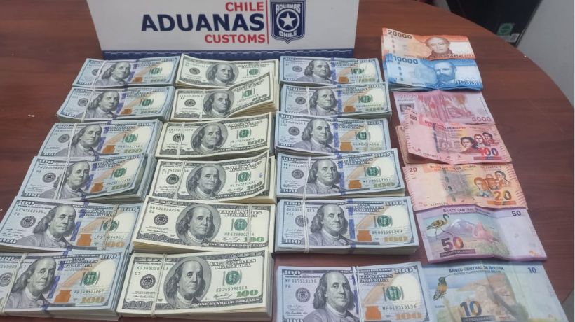 Encuentran 175 mil dólares ocultos en automóvil en el paso fronterizo de Ollagüe