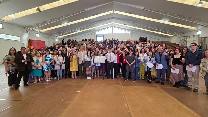 Liceo Pablo Neruda se convierte en el primer liceo emblemático de La Araucanía
