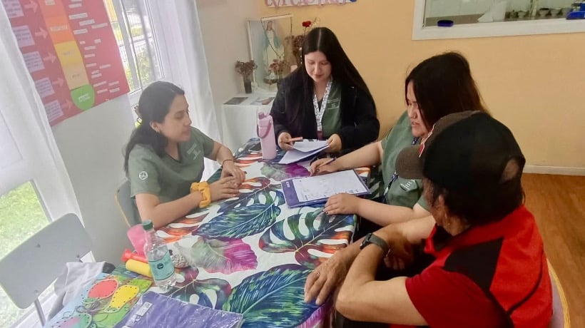 Terapia Ocupacional de la Universidad de Los Lagos realiza trabajos en viviendas tuteladas de Castro