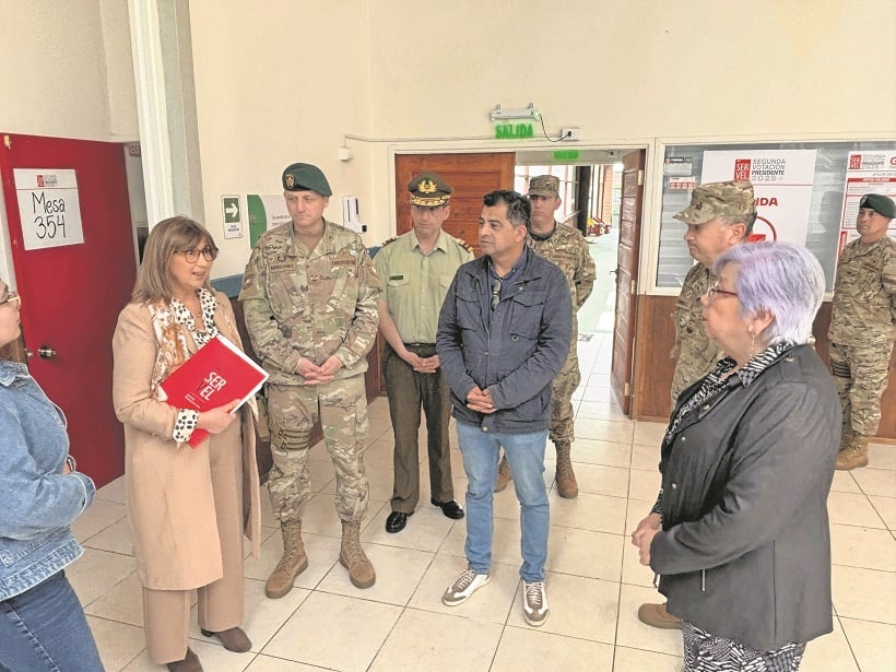 Segunda vuelta en Los Ríos: 370 mil 100 electores vuelven hoy a las urnas