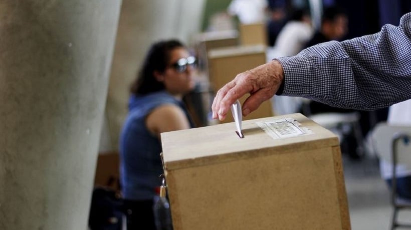 Parlamentarios de La Araucanía ya emitieron su voto y analizan el proceso eleccionario