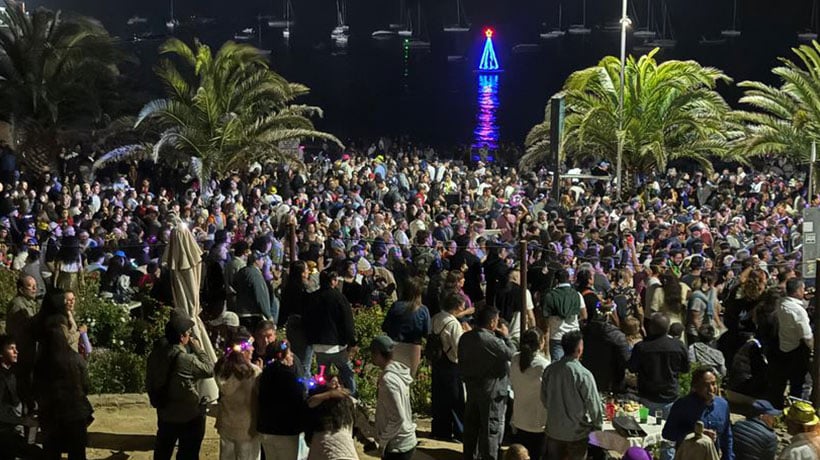 [VIDEO] Más de 10 mil personas dieron la bienvenida al 2026 en la fiesta familiar de Papudo