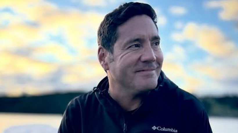 “¡Te quedaste pegado!”: el error en mensaje de Año Nuevo de Pancho Saavedra que no pasó desapercibido en redes