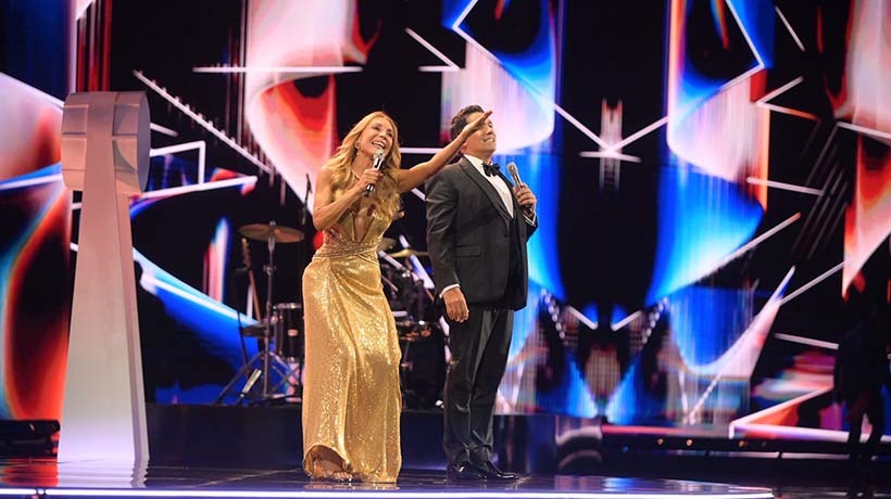 Desde Grecia hasta la Quinta: revisa el look de los animadores en la primera  noche de Festival de Viña del Mar 2026 | Soychile.cl