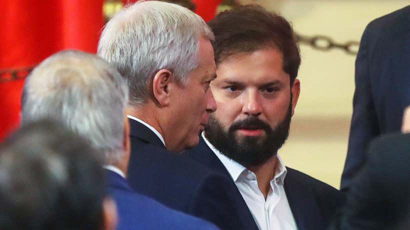 Fracasó cita entre Boric y Kast por cable chino debido a versiones cruzadas entre gobierno y futura administración