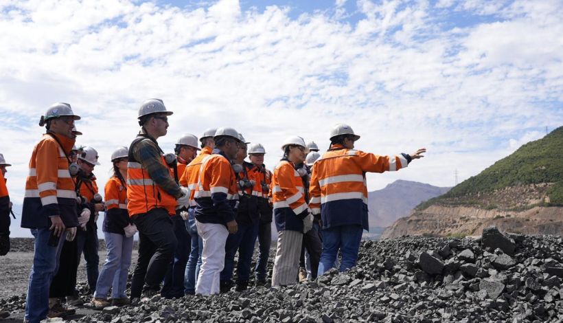 Autoridades destacan en Fundición Chagres nuevo reglamento para valorizar escorias de cobre