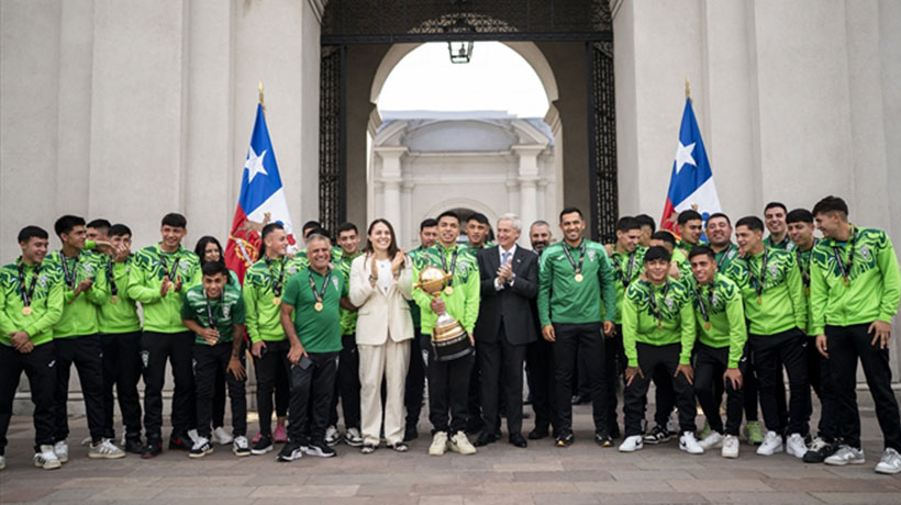 [FOTOS] Presidente Kast recibió en La Moneda al plantel Sub 20 de Santiago Wanderers