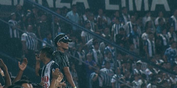"Banderazo" de Alianza Lima previo al clásico en Perú acaba con un muerto y 47 heridos