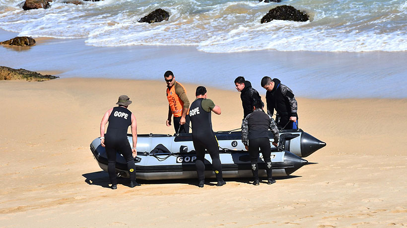 [FOTOS] Continúa infructuosa búsqueda de hombre desaparecido tras ingresar al mar en Viña