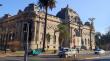 Museo Nacional de Bellas Artes condenó vandalización de una de sus cúpulas con un grafiti