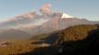 Cancelan y retrasan vuelos en Ecuador tras aumento en la emisión de ceniza del volcán Sangay