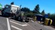 Camión chocó con furgón escolar en intersección a Quintay en Ruta 68