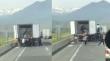 [VIDEO] Captan a turba asaltando un camión cargado con carne en Los Andes