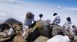 Estudiantes de la UV y Fundación Andestrek limpiarán rayados de las rocas en el cerro La Campana