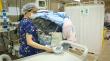 Hospital Osorno suma nuevo equipo para extraer muestras de sangre a recién nacidos
