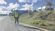 Joven madre valdiviana continúa caminata hacia La Moneda en su campaña para financiar tratamiento de su hijo