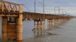 Reabren puente Ferroviario tras refuerzo de cepa por subida de caudal en río Biobío