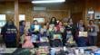 Club del Adulto Mayor &quot;Senderos Otoñales de Villa Guarelo&quot; de Castro desarrolla proyecto de mosaicos