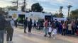 [FOTOS] Larga fila de hinchas provoca la visita del bus museo de Colo Colo en La Ligua
