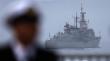 Armada rescata a tres tripulantes tras hundimiento de barcaza en Puerto Aguirre