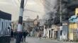 [VIDEO] Bomberos trabaja en un incendio estructural en Valparaíso