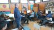 Artistas y creadores de Castro se capacitan en licitaciones públicas a través de taller