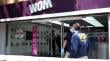 Grupo armado intimida a dos trabajadores de sucursal de WOM en Viña: robaron caja fuerte y celulares