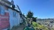 Segundo incendio en ladera de Puerto Montt destruyó una casa y produjo daños en otra
