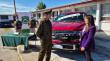 Detienen a sujetos que ocultaban camioneta robada en estacionamiento de supermercado en Chillán