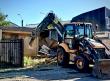 Municipio y Carabineros concretan demolición de “casa okupa” identificada por vecinos como foco delictual