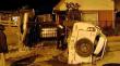Auto impactó con la reja de una casa en Puerto Montt y luego volcó