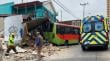 Siete lesionados dejó el choque de una micro contra vivienda en Valparaíso