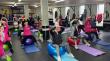 Personas mayores de Castro participan en clases gratuitas de pilates
