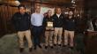 Homenajean a Francisco Molina por sus 50 años como cuartelero de Bomberos en Temuco
