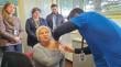Equipos de salud llaman a vecinos de Quinchao a vacunarse ante alza de virus respiratorios