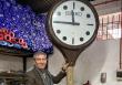 Este viernes vuelve a su lugar de Bulnes con Montt el tradicional reloj Seiko