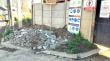 Denuncian vertido de escombros que tapan las alcantarillas en sector Ovejería Alto de Osorno