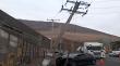 Conductor chocó poste y dejó sin luz a sector del Barrio Industrial en Iquique